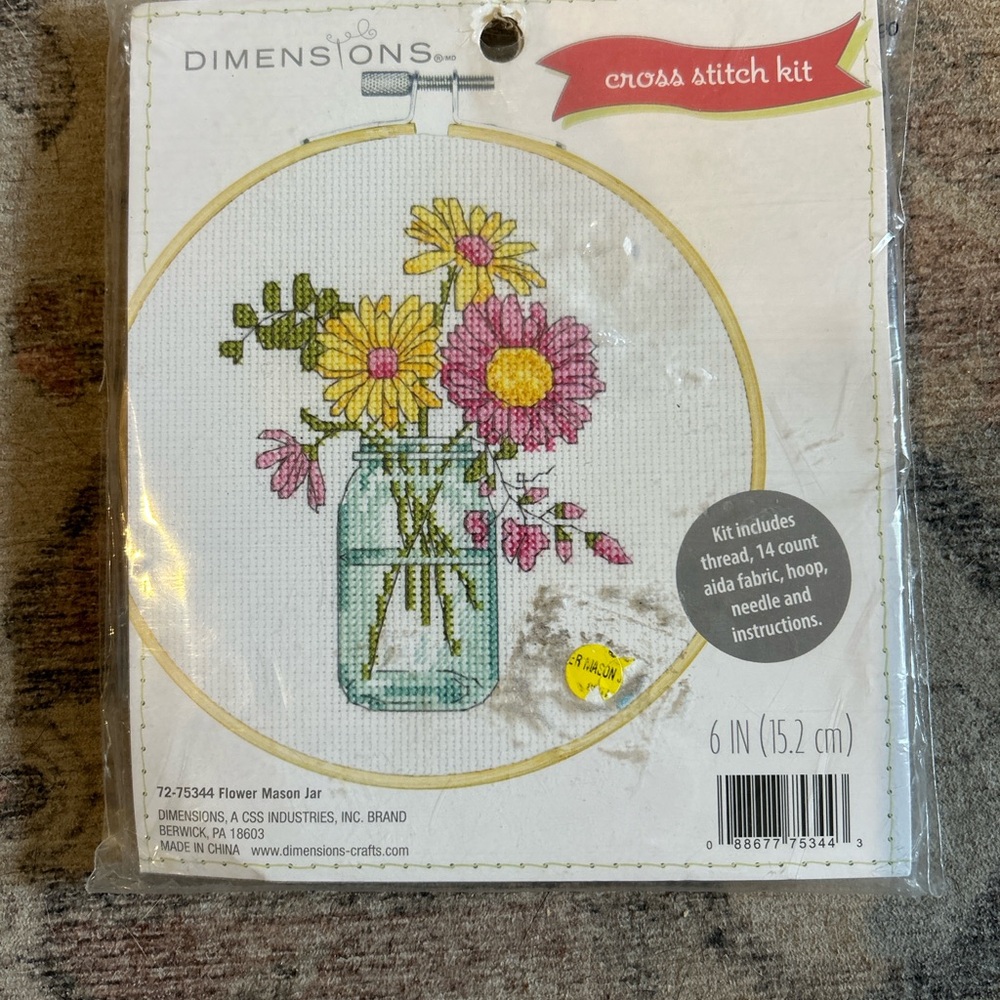 Dimensions Cross Stitch needle point kit includes everything 6 inches diameter